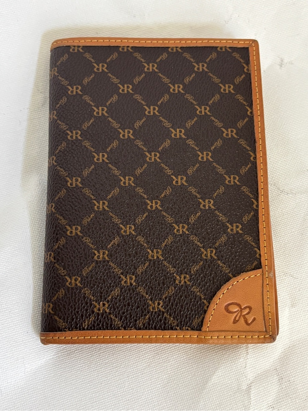 Rioni Brown Patterned Passport Wallet with Tan Trim